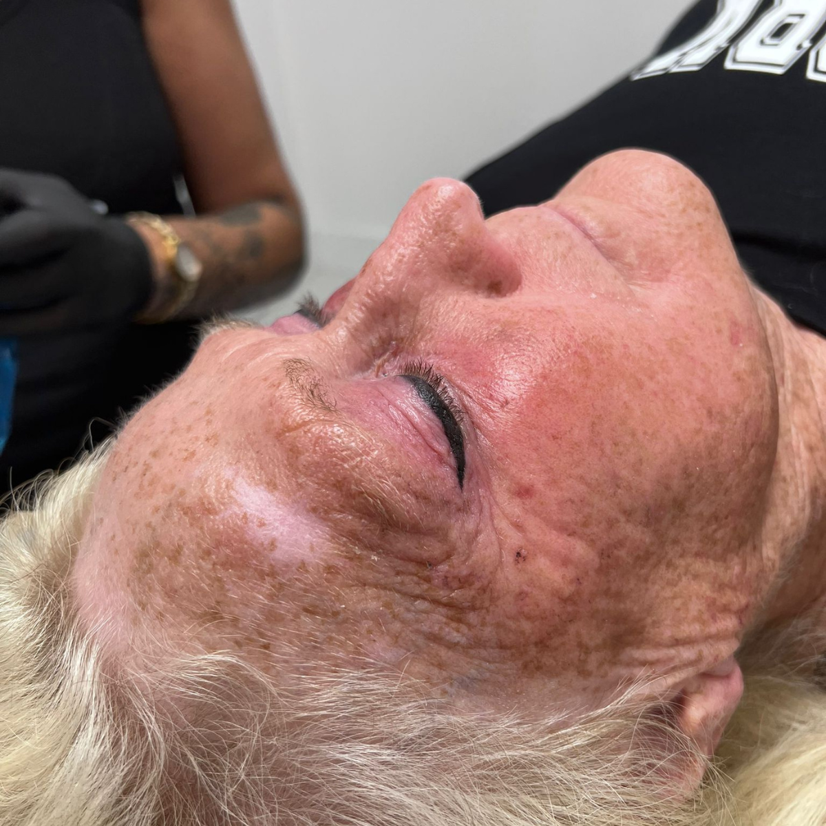 Eyelash Enhancement - Semi Permanent Makeup