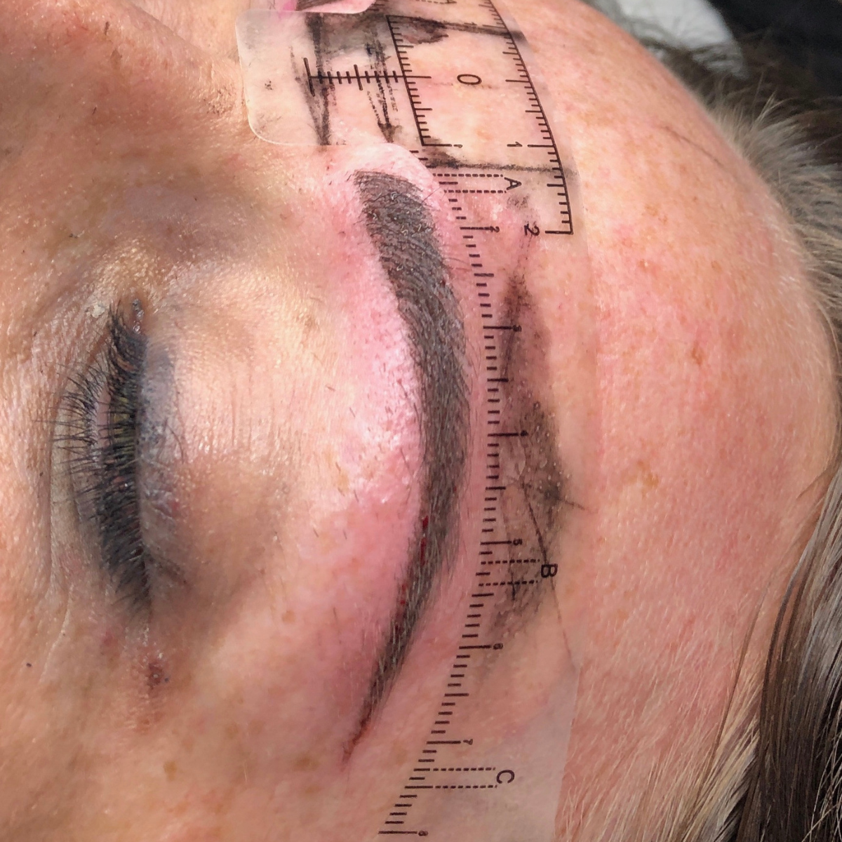 Eyebrows - Semi Permanent Makeup